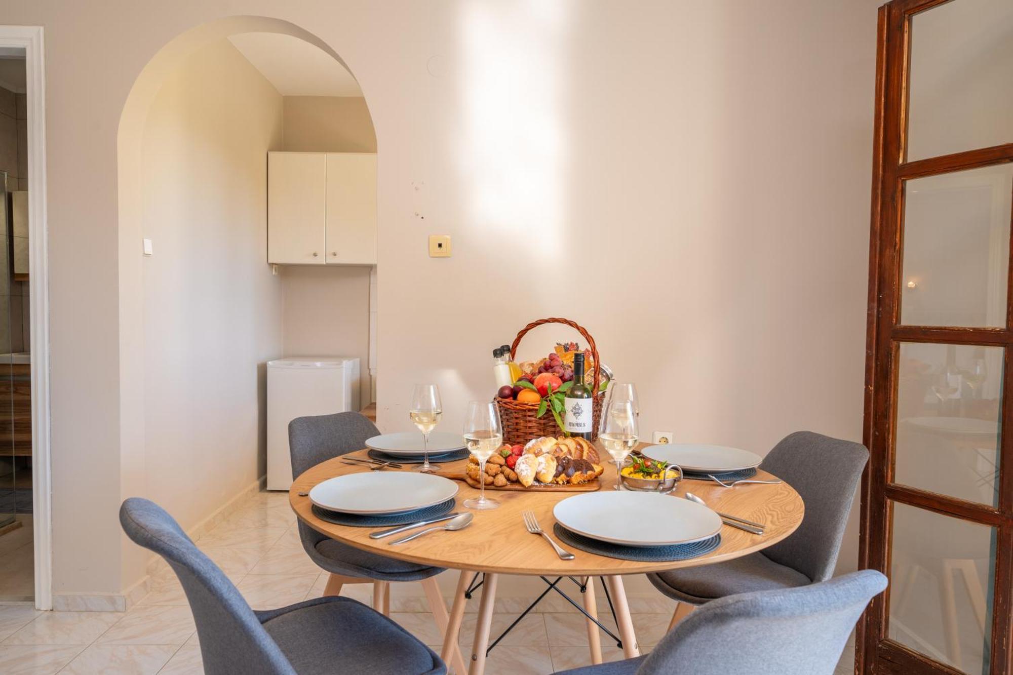 Southbank Seafront Apartments Kateleios Zewnętrze zdjęcie