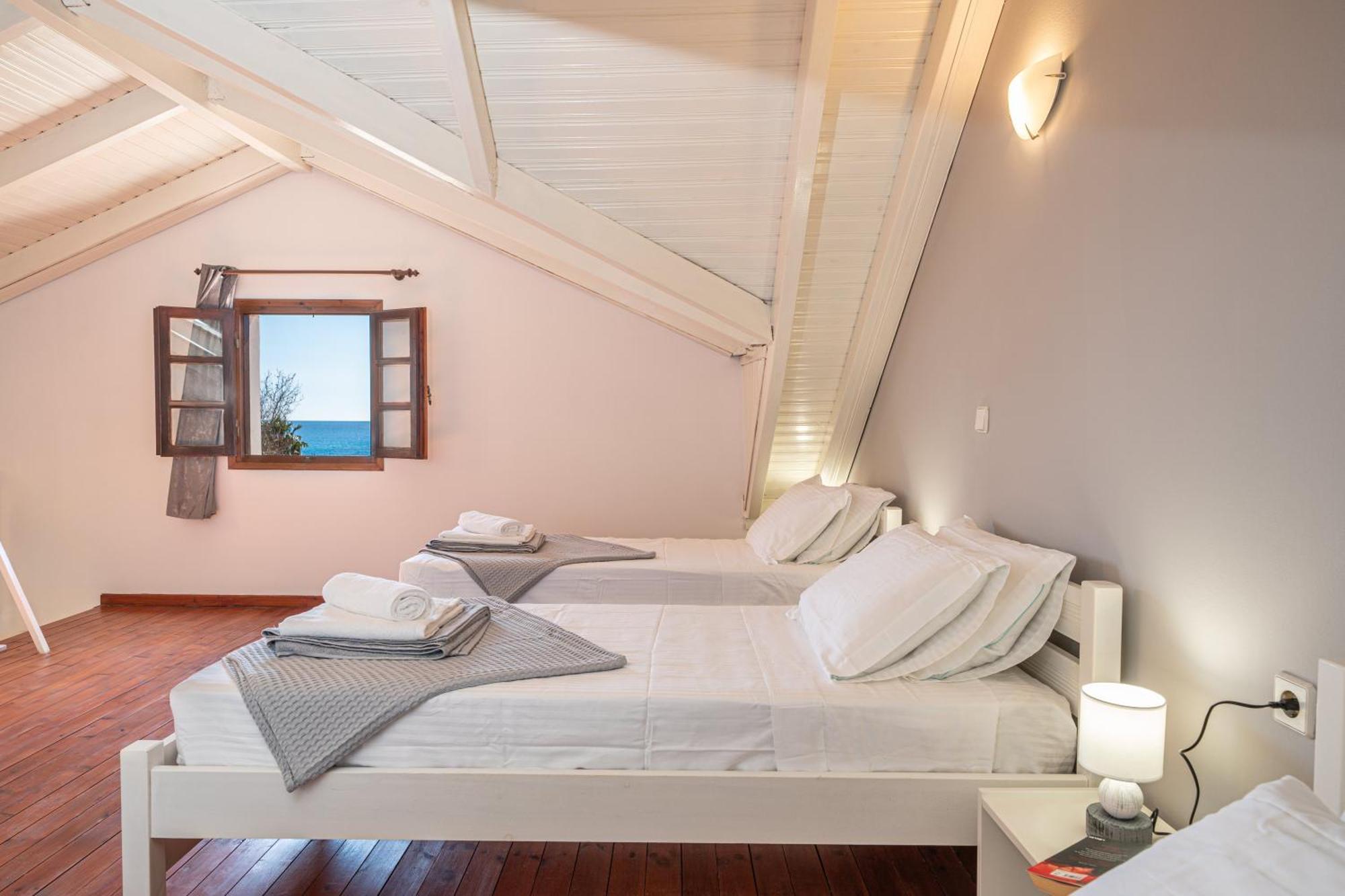 Southbank Seafront Apartments Kateleios Zewnętrze zdjęcie
